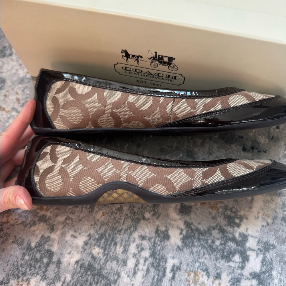Coach Women's Black and Tan Loafers - Picture 5 of 7